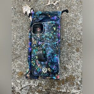 iPhone 13 Loopy case